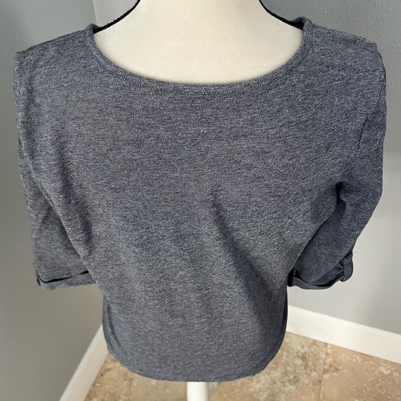 Women’s size large Blueish/Grey Croft and Barrow 3/4 sleeve shirt - Picture 3 of 10